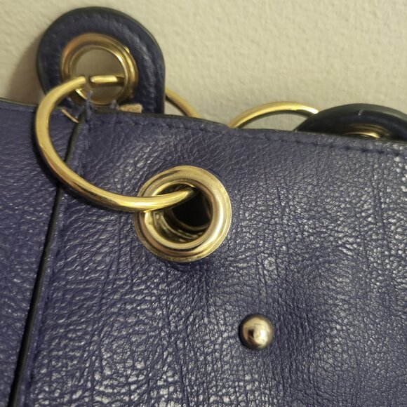 Large Deep NavySophisticated and Spacious!  Pebbled Tote - Gold Hardware - Picture 3 of 13